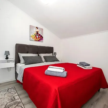 Apartament Marta Veli Iž