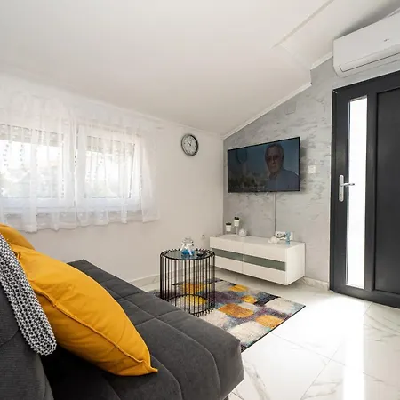 Apartament Marta *
